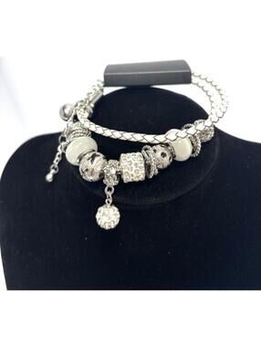 Silver White Charm Bracelet Elegant Design Luxury Jewelry Gift Women NEW